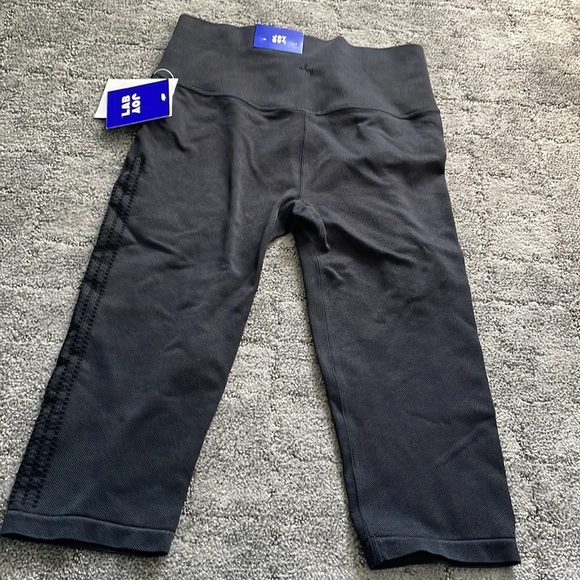 Joylab cropped‎ stretch high rise leggings medium - Picture 6 of 7